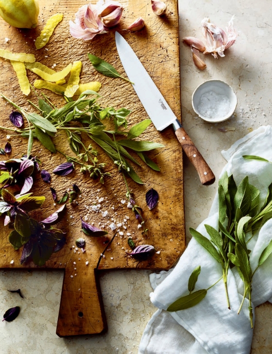 Food52 Your Do-Anything Kitchen: The Trusty Guide to a Smarter, Tidier, Happier Space [Book]